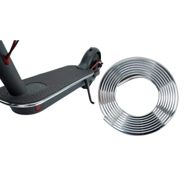 Dekorativ beskyttelsesstrimmel mod elektrisk kollision.  - 6 Beskyt chassiset og bunden af ​​din elektriske scooter ved at insta