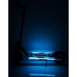 Plateau Monorim ALD WDL / base pour scooters électriques avec feux à led et clignotants gauche / droite Monorim - 7 Base avec lu