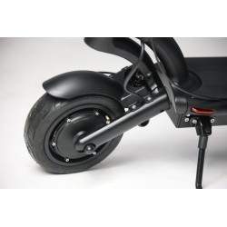 Sharkset RS1 - két 1400 W-os motor - 20 Ah akkumulátor - hatótáv 50-70 km Sharkset - 13 Sharkset RS1 - két 1400 W-os motor - 20 