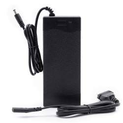 Paspirtuko ar elektrinio dviračio įkroviklis 54,6v 2A - 48v - DC 5,5mm jungtis  - 1 Paspirtuko ar elektrinio dviračio įkroviklis