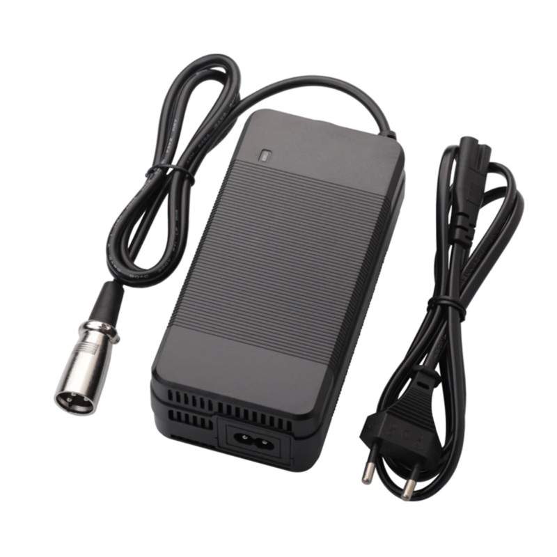 54.6V 4A töltő elektromos kerékpárhoz vagy elektromos rollerhez - 219W teljesítmény  - 1 54.6V 4A töltő elektromos kerékpárhoz v