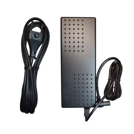 Nabíječka baterií pro elektrokoloběžku Navee S65 nebo Navee S65C Navee - 2 Nabíječka baterií pro elektrokoloběžku Navee S65 nebo